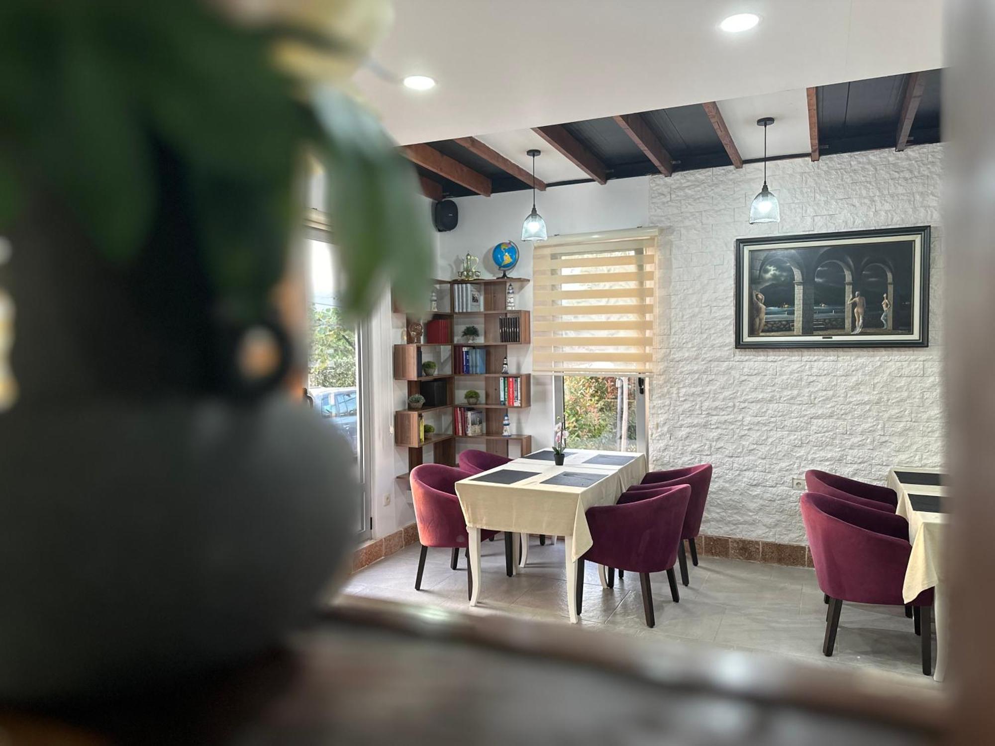 Hotel Halibas Ulcinj Exteriér fotografie